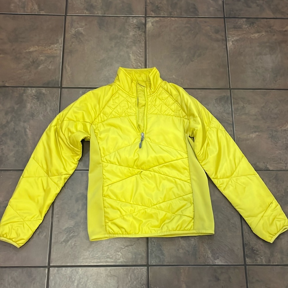 Yellow Athleta half zip insulated pullover! Size small!
